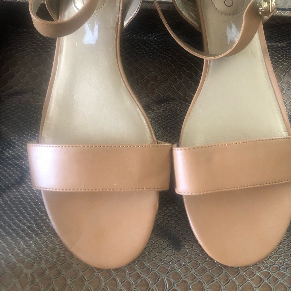 Me Too sandals